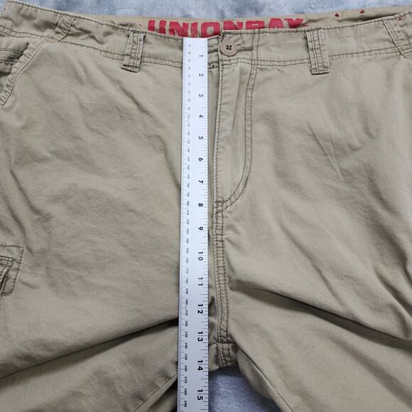Unionbay Shorts Mens 42 Tan Khaki Cargo Casual Hiking Utility UB Outdoors Y2K - Picture 12 of 15